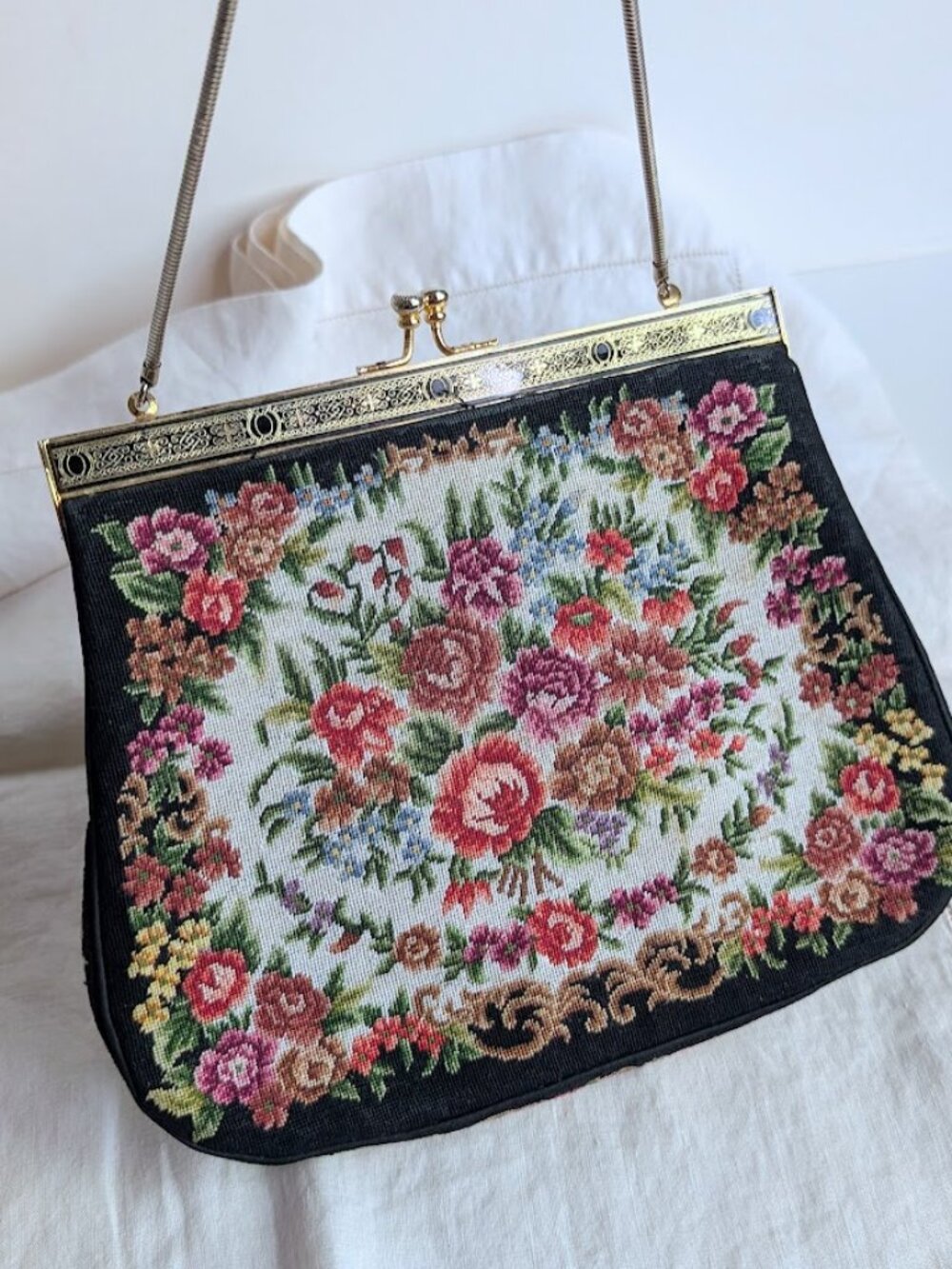 Vintage Petit Point Tapestry Handbag Purse Evening Bag in Black w/Floral Pattern